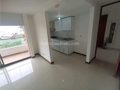 Apartamento en venta en Envigado, Medellín · foto 7 de 20