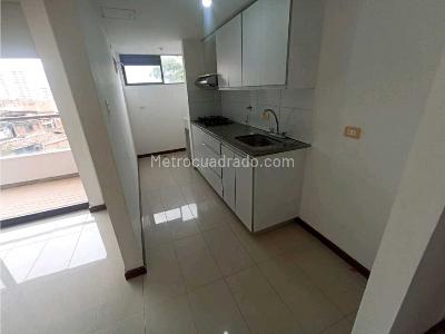 Apartamento en venta en Envigado, Medellín · foto 8 de 20