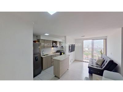 Apartamento en venta en Itagui, Itagüí · foto 3 de 14