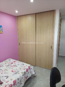 Apartamento en venta en Loma De Los Bernal, Medellín · foto 15 de 20