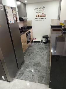 Apartamento en venta en Loma De Los Bernal, Medellín · foto 5 de 20