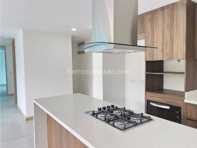 Apartamento de 3 alcobas en venta en Loma De San Jose, Sabaneta, 87 m² · foto 5 de 13
