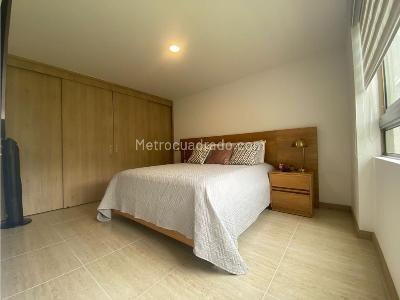 Apartamento en venta en Loma De Los Bernal, Medellín · foto 17 de 20