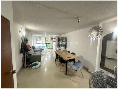 Casa de 3 alcobas en venta en San German, Medellín, 111 m² · foto 2 de 10