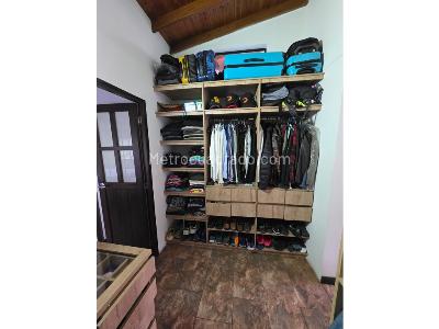 Casa de 4 alcobas en venta en Sabaneta, Sabaneta, 249 m² · foto 9 de 20