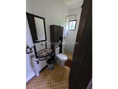 Casa de 4 alcobas en venta en Sabaneta, Sabaneta, 249 m² · foto 19 de 20