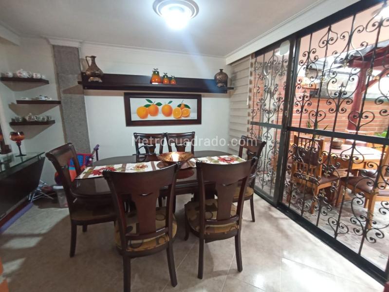 Casa – Medellín, Belén - Más
