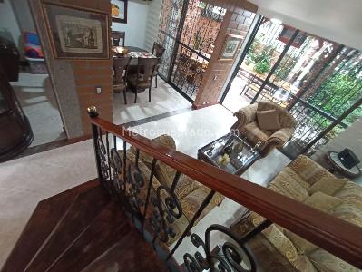 Casa de 3 alcobas en venta en Belen Loma De Los Bernal, Medellín, 142 m² · foto 10 de 20