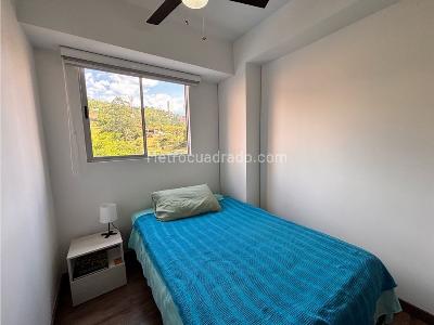 Apartamento de 3 alcobas en venta en Asdesillas, Sabaneta, 62 m² · foto 13 de 20