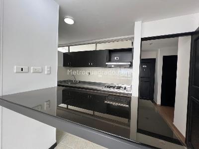 Apartamento en venta en Belen Loma De Los Bernal, Medellín · foto 2 de 11