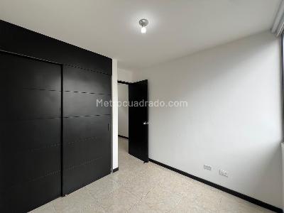 Apartamento en venta en Belen Loma De Los Bernal, Medellín · foto 6 de 11