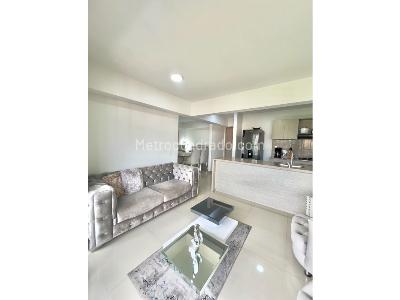 Apartamento de 3 alcobas en venta en Sabaneta, Sabaneta, 83 m² · foto 16 de 20