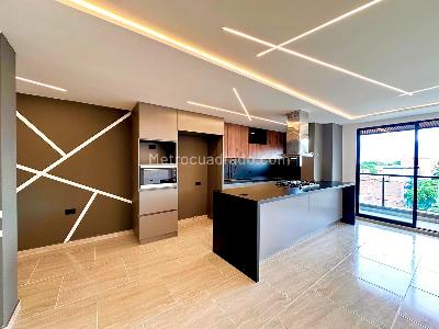 Apartamento de 4 alcobas en venta en Belen Rosales, Medellín, 128 m² · foto 2 de 20