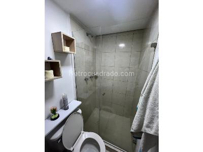 Apartamento de 3 alcobas en venta en Robledo Pajarito, Medellín, 50 m² · foto 10 de 20