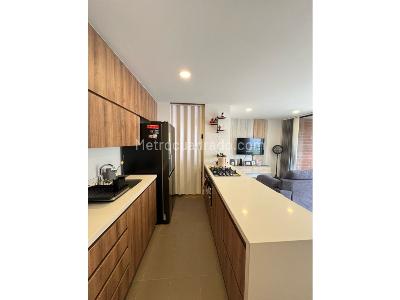 Apartamento en venta en Envigado El Trianon, Envigado · foto 3 de 20