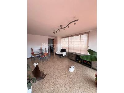 Apartamento de 5 alcobas en venta en El Poblado, Medellín, 228 m² · foto 4 de 20