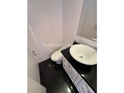 Apartamento de 5 alcobas en venta en El Poblado, Medellín, 228 m² · foto 7 de 20