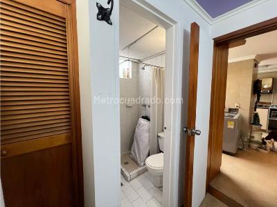 Apartamento de 5 alcobas en venta en El Poblado, Medellín, 228 m² · foto 13 de 20