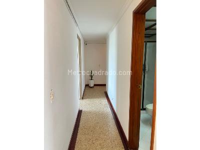 Apartamento de 5 alcobas en venta en El Poblado, Medellín, 228 m² · foto 20 de 20