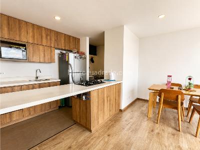 Apartamento de 2 alcobas en venta en El Trianon, Envigado, 84 m² · foto 3 de 18