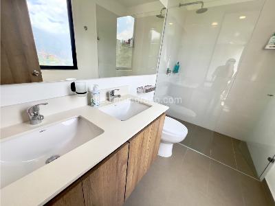Apartamento de 2 alcobas en venta en El Trianon, Envigado, 84 m² · foto 7 de 18