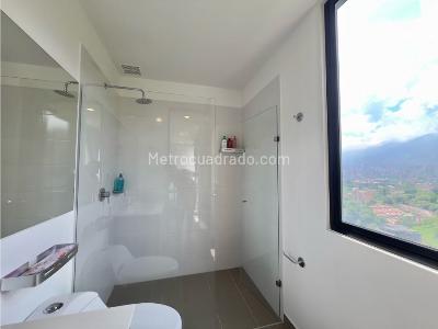 Apartamento de 2 alcobas en venta en El Trianon, Envigado, 84 m² · foto 11 de 18