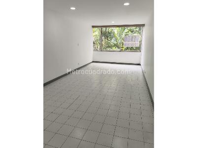 Apartamento de 2 alcobas en venta en Nueva Villa De Aburra, Medellín, 66 m² · foto 2 de 10