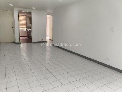 Apartamento de 2 alcobas en venta en Nueva Villa De Aburra, Medellín, 66 m² · foto 3 de 10