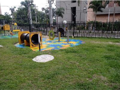Apartamento de 2 alcobas en venta en Bucaros, Bello, 55 m² · foto 14 de 18