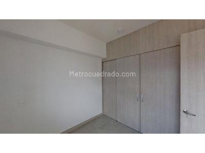 Apartamento de 2 alcobas en venta en Bucaros, Bello, 55 m² · foto 6 de 18
