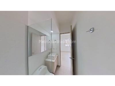 Apartamento de 2 alcobas en venta en Bucaros, Bello, 55 m² · foto 9 de 18
