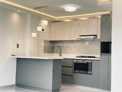 Casa de 3 alcobas en venta en Laureles, Medellín, 85 m² · foto 4 de 14