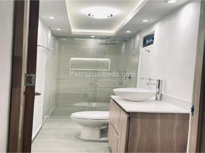 Casa de 3 alcobas en venta en Laureles, Medellín, 85 m² · foto 9 de 14