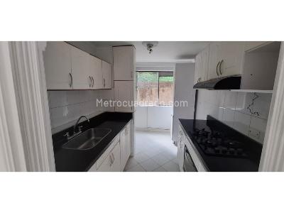 Apartamento en venta en Calasanz, Medellín · foto 2 de 13