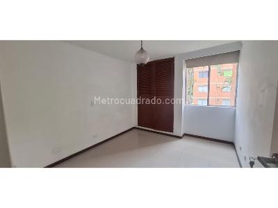 Apartamento en venta en Calasanz, Medellín · foto 4 de 13