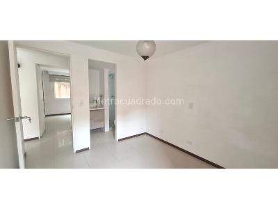 Apartamento en venta en Calasanz, Medellín · foto 5 de 13