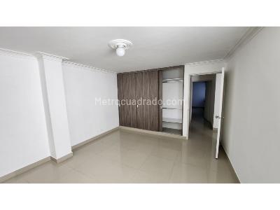 Apartamento de 3 alcobas en venta en Laureles, Medellín, 131 m² · foto 16 de 20
