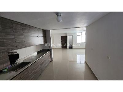 Apartamento de 3 alcobas en venta en Laureles, Medellín, 131 m² · foto 4 de 20