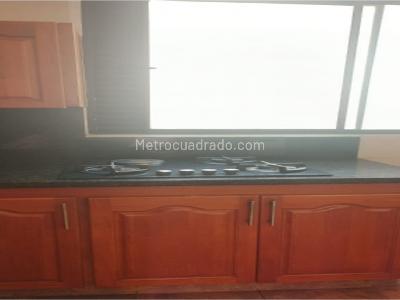 Apartamento de 2 alcobas en venta en Laureles, Medellín, 74 m² · foto 2 de 6