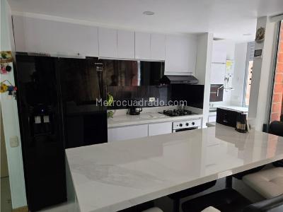 Apartamento en venta en Loma Del Indio, Medellín · foto 4 de 20