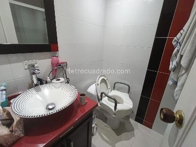 Apartamento de 5 alcobas en venta en Conquistadores, Medellín, 153 m² · foto 13 de 20
