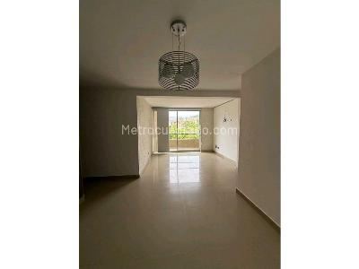 Apartamento de 3 alcobas en venta en Loma De Los Bernal, Medellín, 80 m² · foto 7 de 20