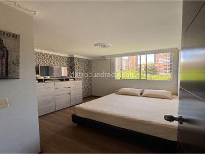 Apartamento de 3 alcobas en venta en Loma De Los Bernal, Medellín, 72 m² · foto 10 de 20