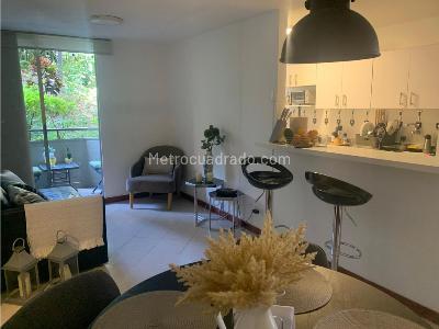 Apartamento en venta en Envigado, Medellín · foto 3 de 15
