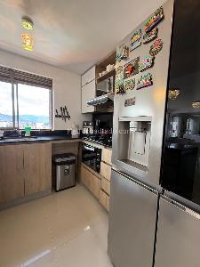 Apartamento de 2 alcobas en venta en Belen Loma De Los Bernal, Medellín, 96 m² · foto 2 de 18