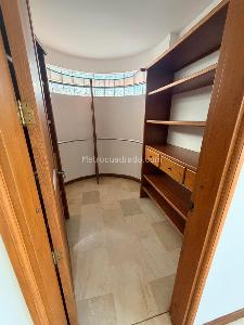 Apartamento de 4 alcobas en venta en Laureles, Medellín, 181 m² · foto 13 de 20