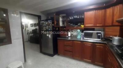 Casa de 4 alcobas en venta en Belen La Nubia, Medellín, 119 m² · foto 2 de 12