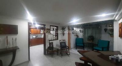 Casa de 4 alcobas en venta en Belen La Nubia, Medellín, 119 m² · foto 4 de 12