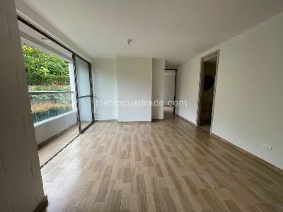 Apartamento en venta en Belen Loma De Los Bernal, Medellín · foto 7 de 12