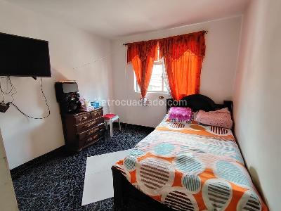 Apartamento de 4 alcobas en venta en Obrero, Bello, 113 m² · foto 14 de 19